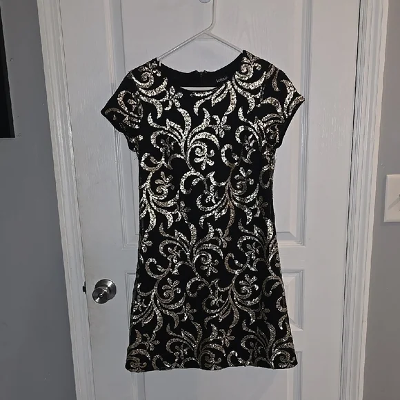 Kensie Women's Size 4 Elegant Black and Gold Women's Dress Kensie Women's Size 4 Elegant Black and Gold Women's Dress